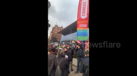 Thousands join climate strike in Glasgow, UK