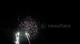 BONFIRE NIGHT 2021 FIREWORKS IN FULL:  6 minutes of mesmerising fireworks display at Quex Park