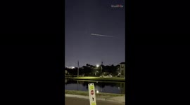 New Orleans locals awe-struck as SpaceX capsule tears across night sky