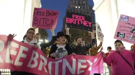 Britney Spears freed from conservatorship, celebrated in New York by fans