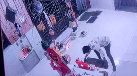 Miscreant seeks blessing from god before stealing donation box from temple in western India