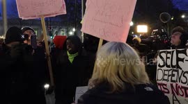 Stand-off between opposing protesters outside Kyle Rittenhouse trial in Kenosha