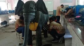 Students create horses, elephants from recycled tyres