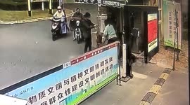 Man fakes injury in fake dog bite 'scam'