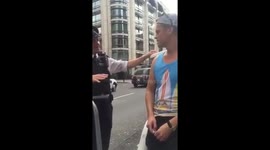 Rickshaw driver 'extorts' huge fare from tourists in London