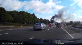 M3 Car Fire Between Junction 6 + 7 July 28th 2015 - Basingstoke DASHCAM FOOTAGE