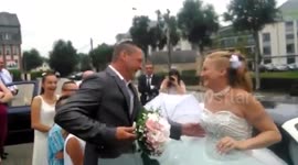Bride secretly plans wedding, surprising boyfriend