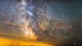 Beautiful timelapse of annual meteor event