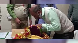 Priest requests hospital staff to bandage broken arm of Lord Krishna's idol in northern India
