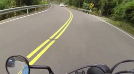 ROAD RAGE: Reckless Mercedes driving on the wrong side of the wrong into oncoming traffic (Dashcam Video)