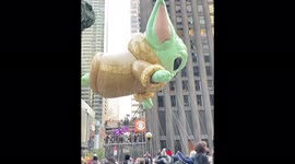 US: NYC Macy’s Thanksgiving Day Parade Returns In Full 3