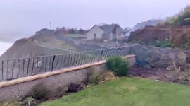 UK: Red Warning Issued As Powerful Storm Arwen Brings Strong Winds 4