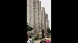 Powerful winds damage buildings in Istanbul and leave debris across city