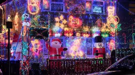 Christmas enthusiast decorates house with 13,000 lights to