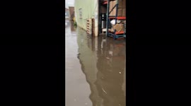 Streets flooded in Hawaii after heavy rainfall from Kona storm