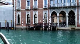 gondola en el gran canal de venecia