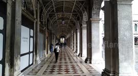 luces de navidad de dia en san marco, venecia
