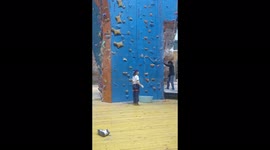 10yo training speed session wall climbing at the gym