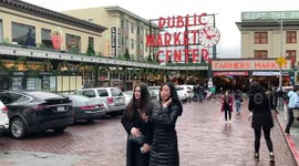 Christmas Sightings At Seattle's Pike Place Market
