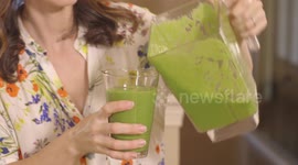 Stay Fit in the New Year With This Amazing Green Smoothie Recipe