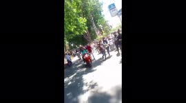 Frenzy, frantic ensues in Indonesia streets after 7.5 magnitude earthquake