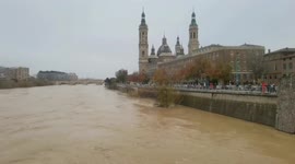 River flowing past Zaragoza's cathedral swells as flooding fears grow