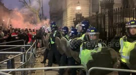 Anti-lockdown protesters in London party and hurl metal barriers at police outside 10 Downing Street (FULL VERSION)