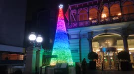 Christmas sights and sounds from London