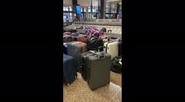 US: Heavy Snow Causes Major Delays, Flight Cancellations At Sea-Tac Airport 5