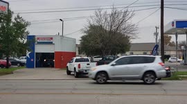 Texans brave long line in San Antonio for COVID testing