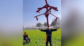 65-year-old man performs incredible acrobatics to cheer up his 96-year-old mother