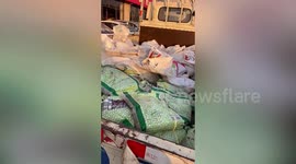 Chinese man buys new car with 170 bags of loose change