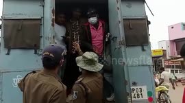 Maskless commuters locked in police vans as cops bolster drive against Covid-19 in central India