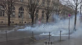 Police fire tear gas at anti-vax protesters in Bordeaux