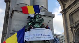 Belgium: Thousands Of People Protest Against COVID Restrictions In Brussels