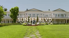 Luxurious Los Angeles estate with 60 rooms, Moroccan bathhouse and SWAROVSKI chandelier on sale for $85 million