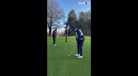 French golfers rev up the festive season with an exceptional 'Christmas trick shot'