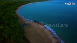 'Mesmerizing timelapse of ship aground in Costa Rica filmed during sunset'