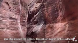 Hike into incredible buckskin gulch slot canyon