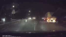 Truck tire falls off and nearly hits nearby cars in Philippines - driver apparently oblivious