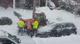 Canada: Major Blizzard Hammers Southern Ontario 3