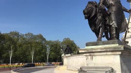 Buckingham Palace empty during first lockdown 23/04/2020