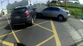 Whose fault is it? Collision as two vehicles move through box junction at same time