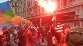 Thousands march in London against vaccine mandate for NHS workers
