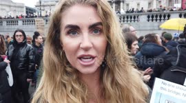 Thousands protest against NHS vaccine mandate in London, UK