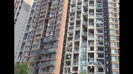 Residential building damaged in Tianjin blasts