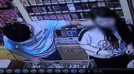 CCTV captures robbery at grocery