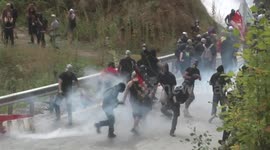 Protesters fights with police - Violent protest against Skouries gold mine