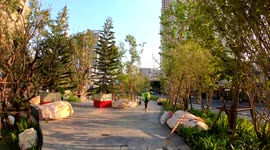 Walk through former drainage canal transformed into beautiful park in Thailand