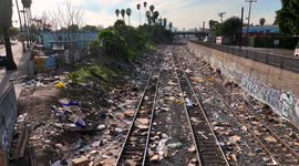 Thieves target Amazon packages on Los Angeles train amid crime uptick